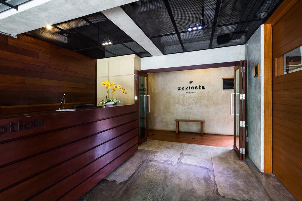Zzziesta Chiang Mai Bed & Breakfast Exterior photo